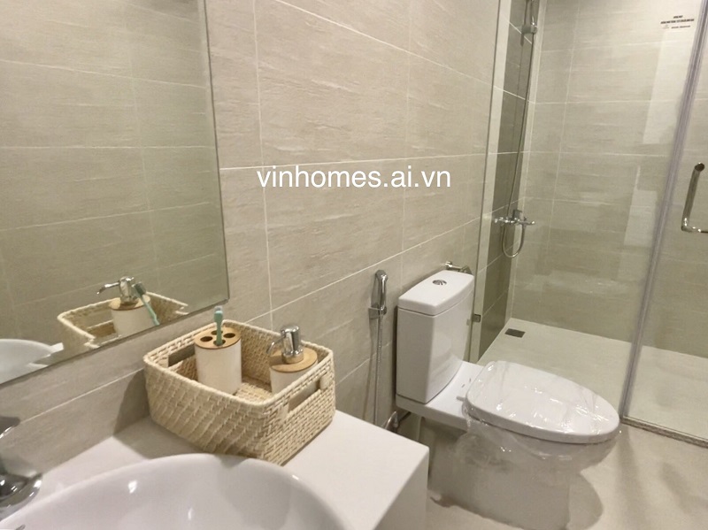 Căn hộ tiêu chuẩn nâng cao Vinhomes phòng tắm hoàn thiện thiết bị vệ sinh cao cấp